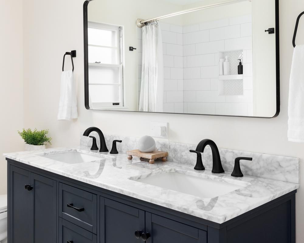 bathroom vanity